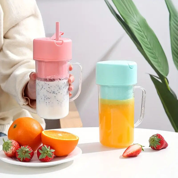 Rechargeable portable blender with built-in straw lid